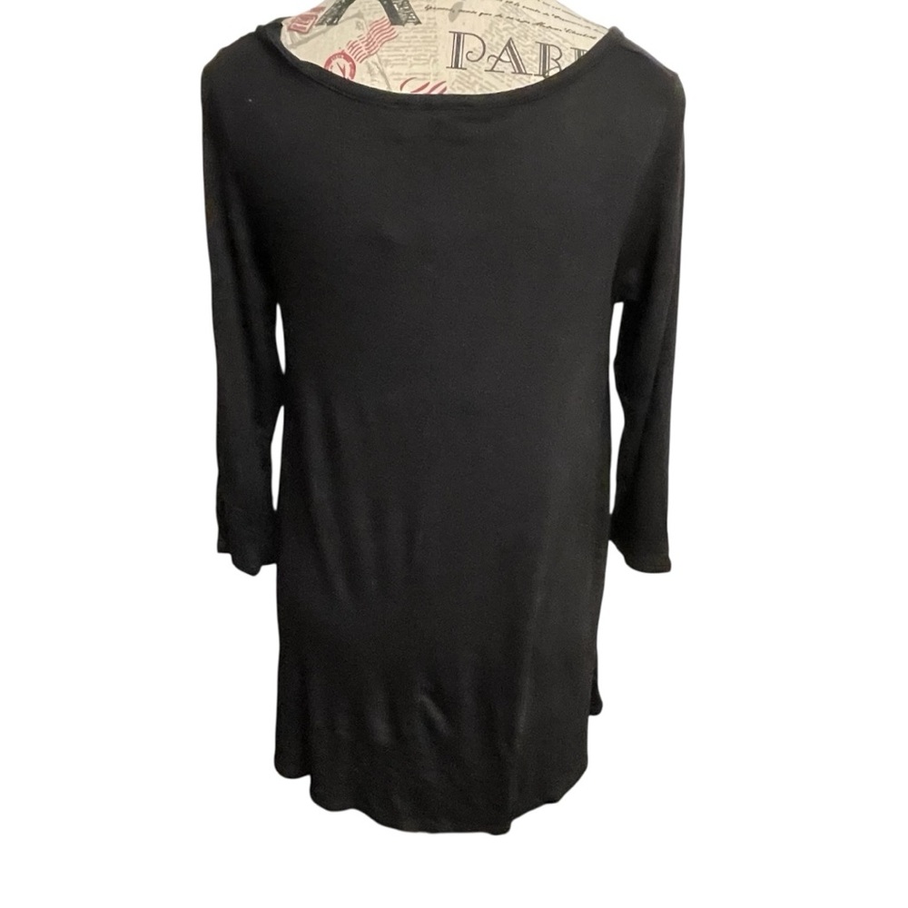Chic Black Women's Tunic Top - Picture 2 of 3